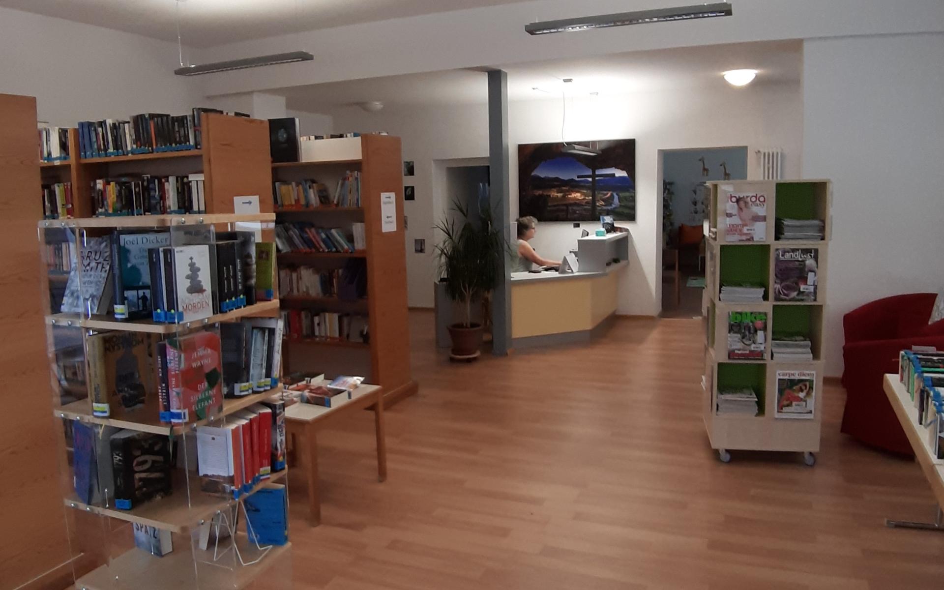 Bibliothek innen